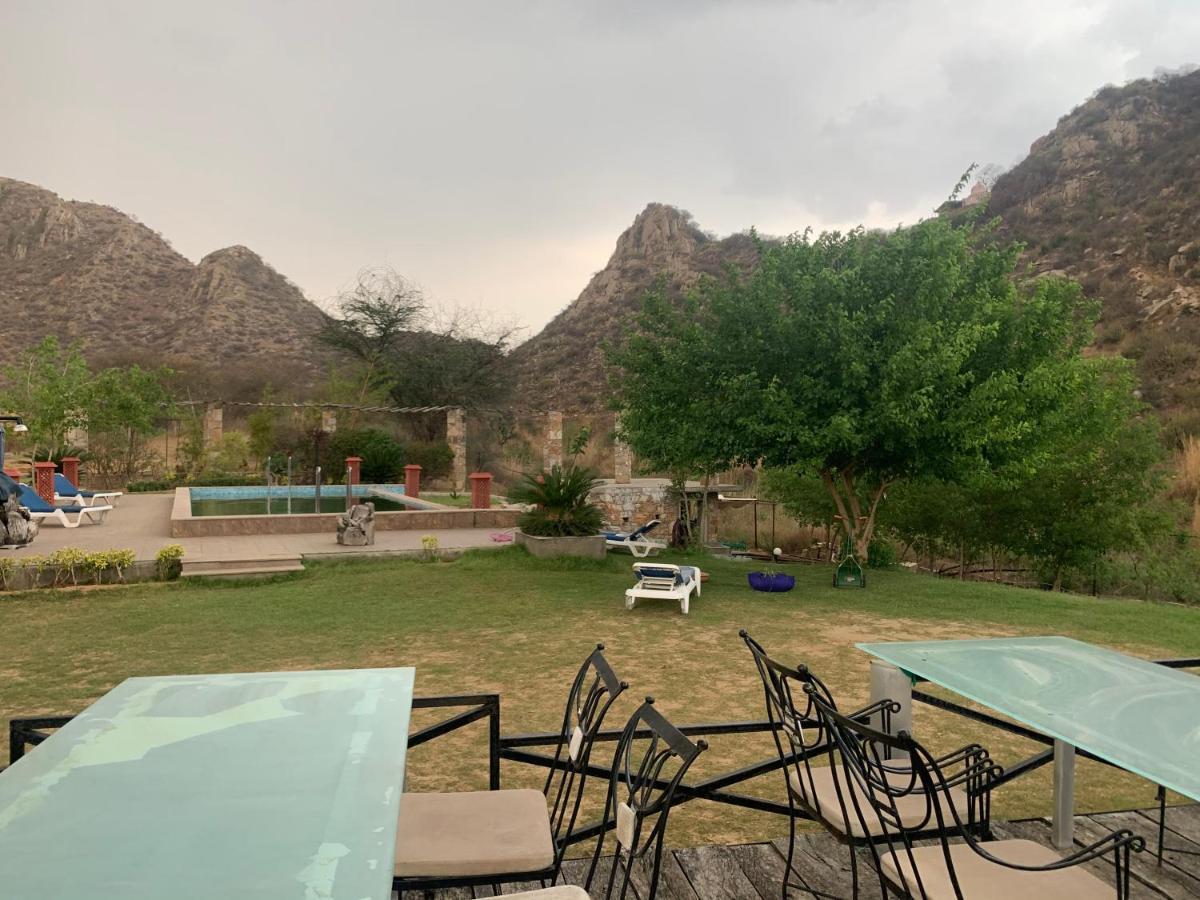 Grass Field Valley Resort Divisione di Divisione di Jaipur Esterno foto