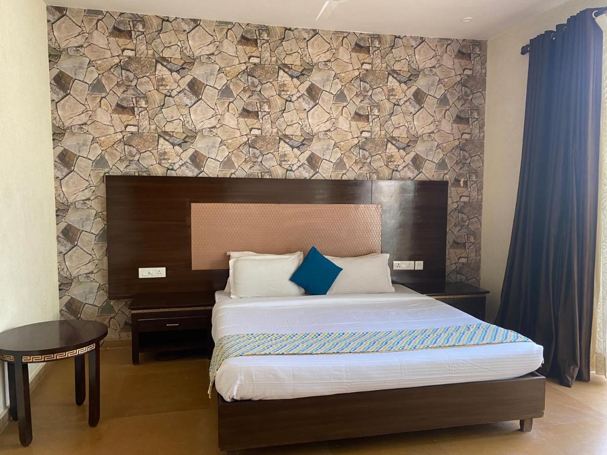 Grass Field Valley Resort Divisione di Divisione di Jaipur Esterno foto