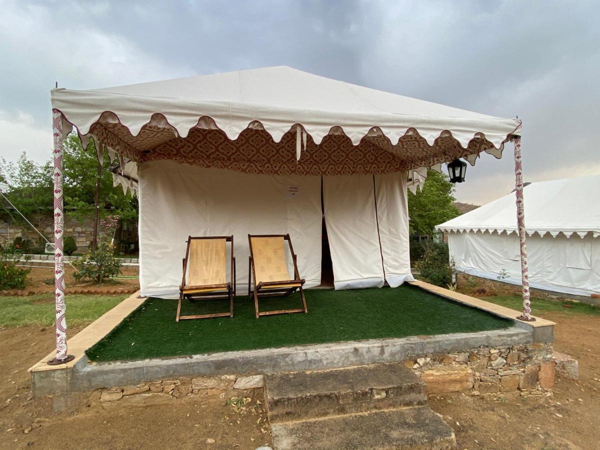 Grass Field Valley Resort Divisione di Divisione di Jaipur Esterno foto