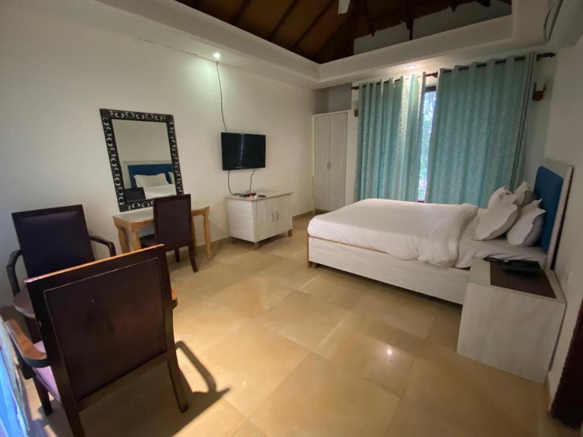 Grass Field Valley Resort Divisione di Divisione di Jaipur Esterno foto